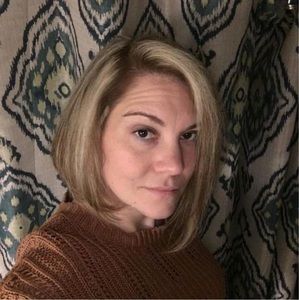 Meet your Posher, Tonya